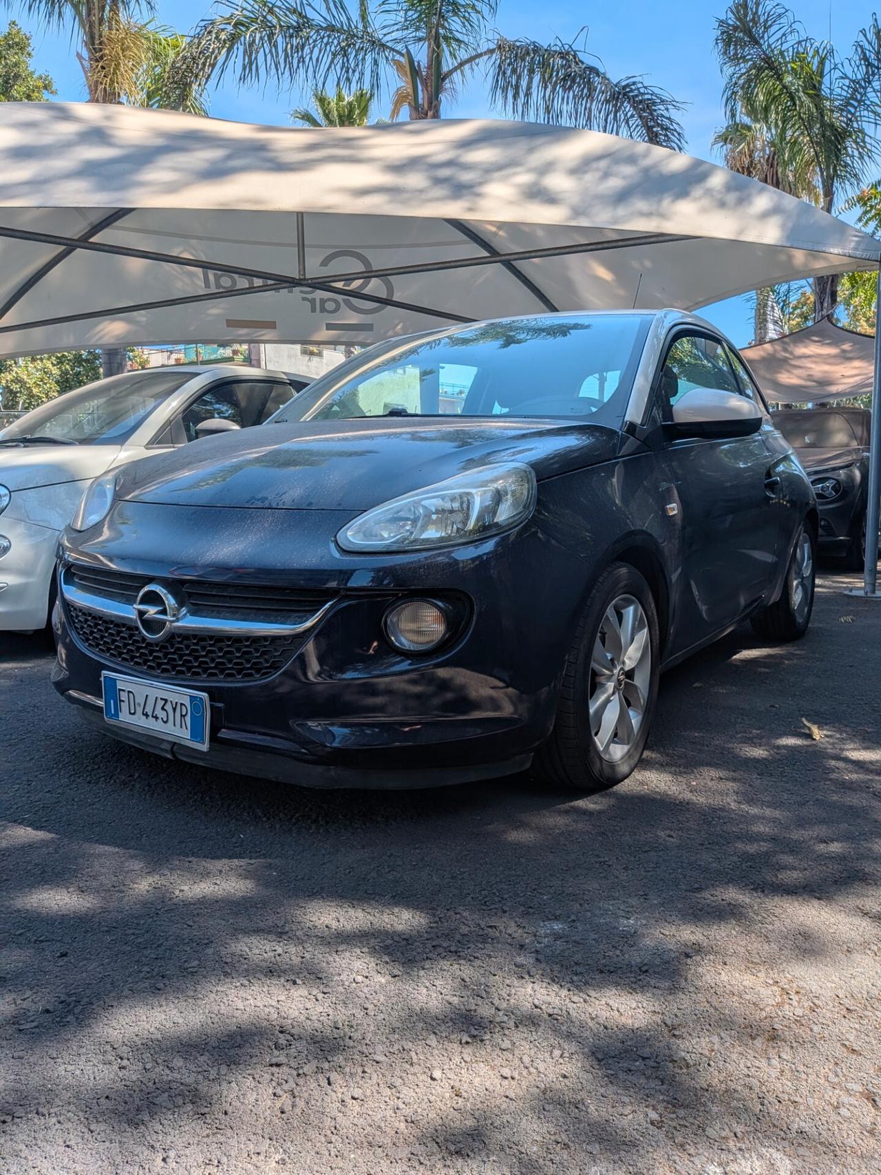 Opel Adam 1.2 70 CV
