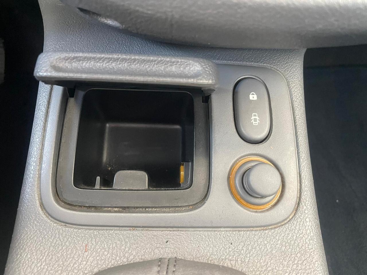 Renault Clio 1.2 cat 3 porte