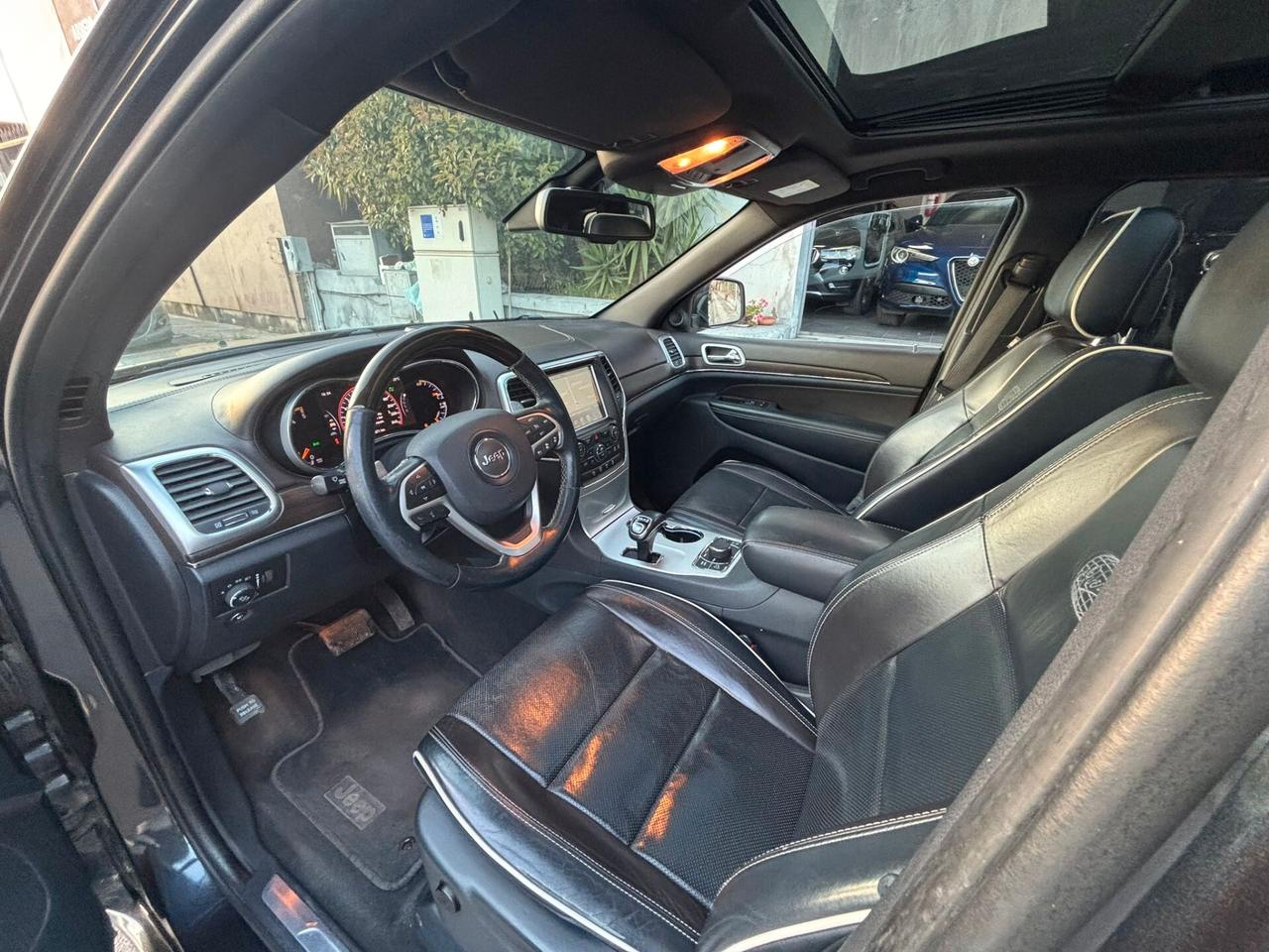 Jeep Grand Cherokee Overland 3.0 CRDI