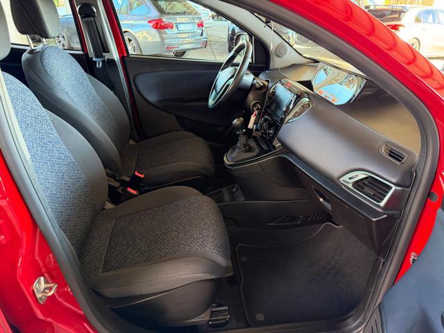 LANCIA Ypsilon 1.0 FireFly 5 porte S&S Hybrid Gold