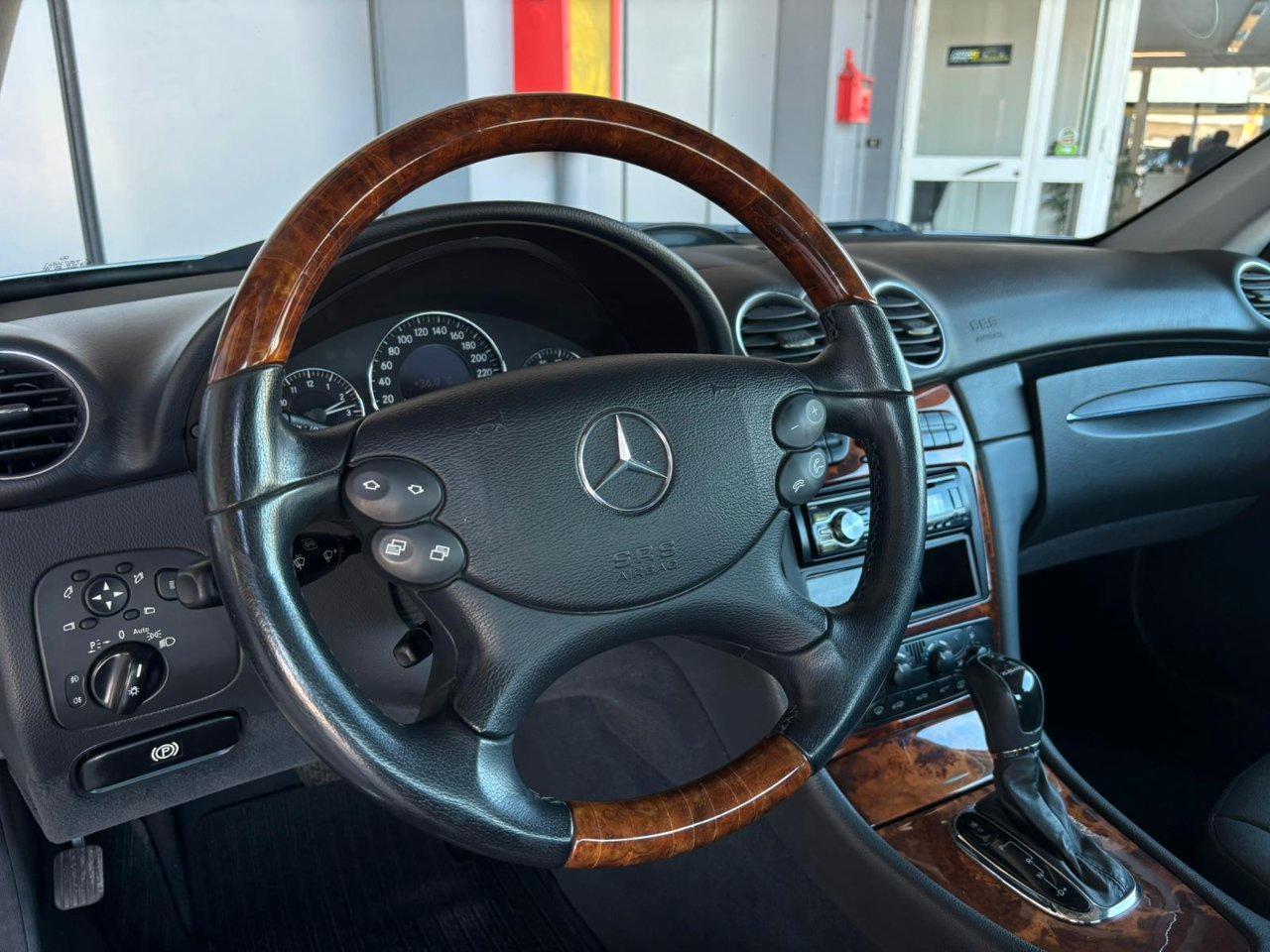 Mercedes CLK Coupe 200 k tps Elegance