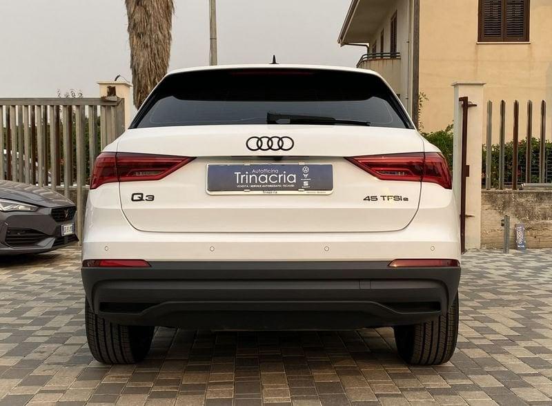 Audi Q3 Q3 Business 1.4 TFSI Plug-in hybrid 150CV S-Tronic 45