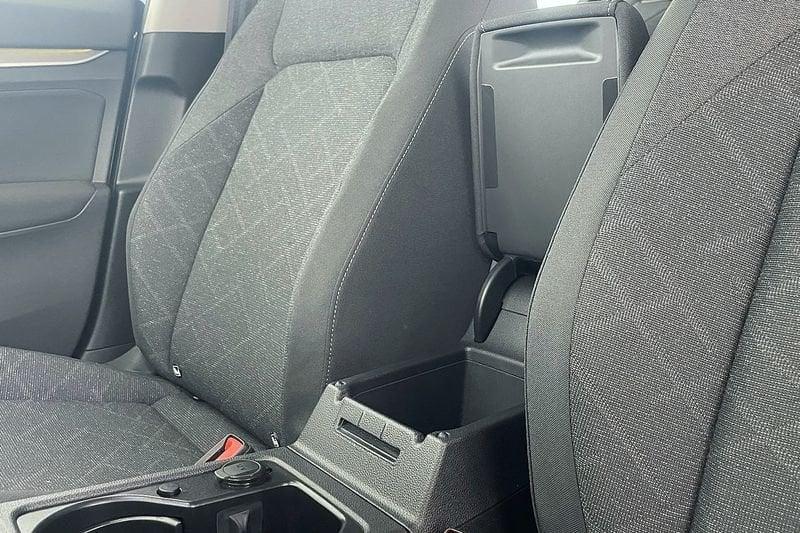 Volkswagen Golf 1.0 eTSI EVO DSG Life