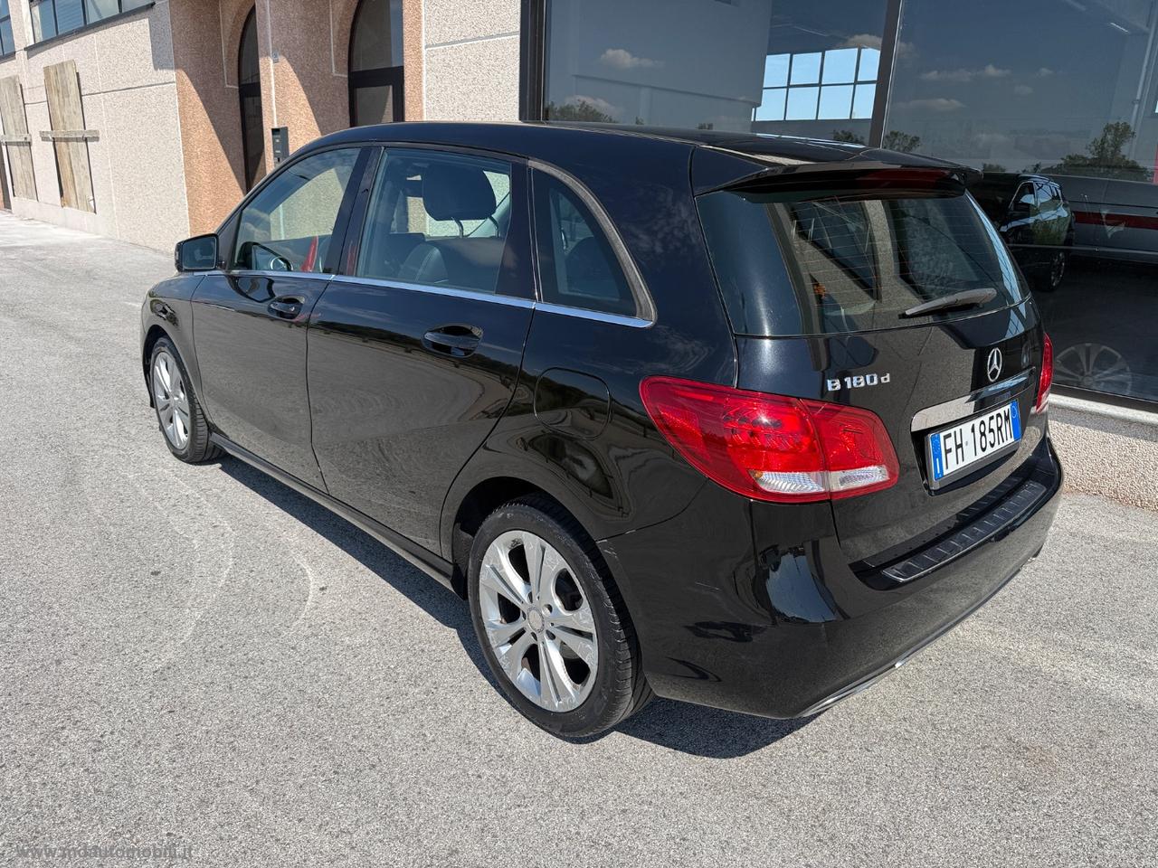 MERCEDES-BENZ B 180 d Automatic Sport STUPENDA