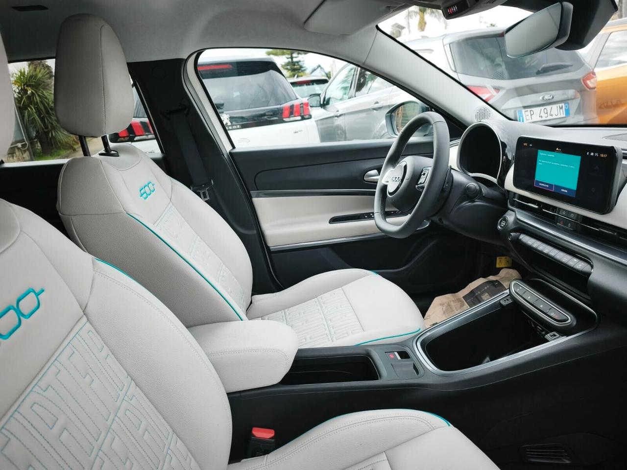 Fiat 600 Hybrid 110 CV DCT MHEV La Prima