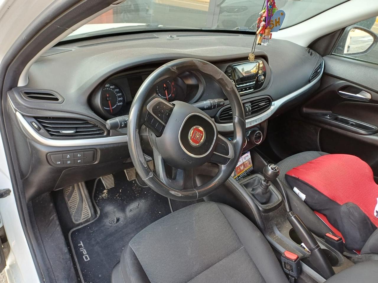 Fiat Tipo 1.4 95 cv Easy GPL