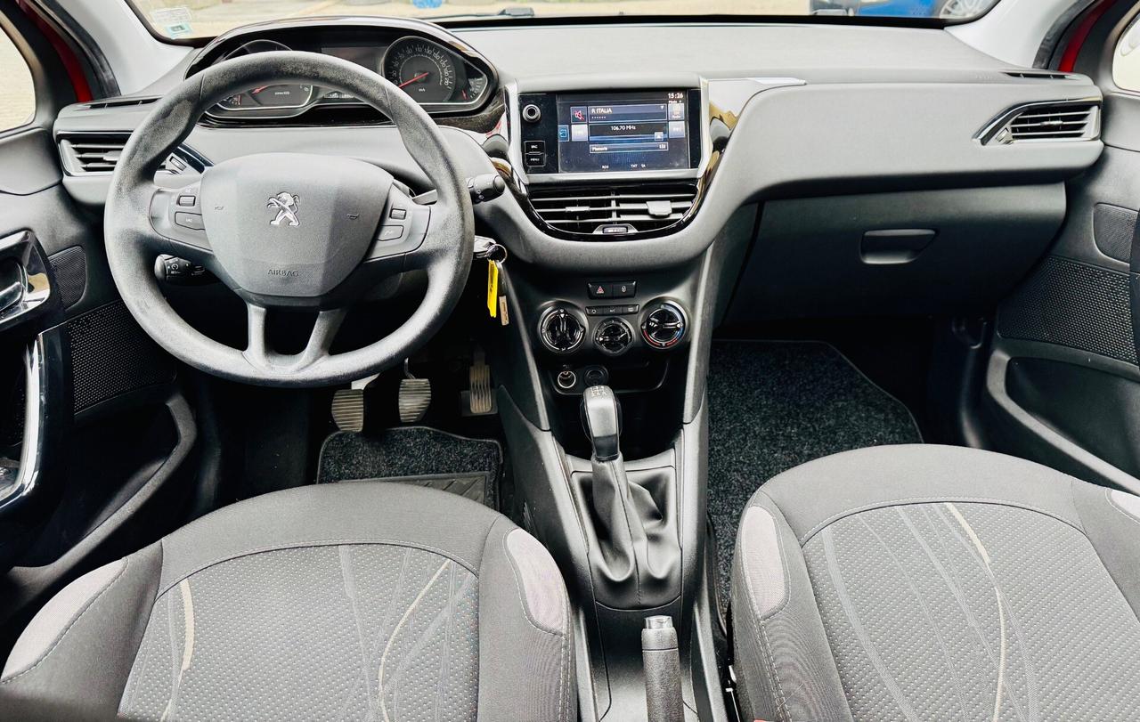 Peugeot 208 1.4 HDi 68 CV 5 porte Allure