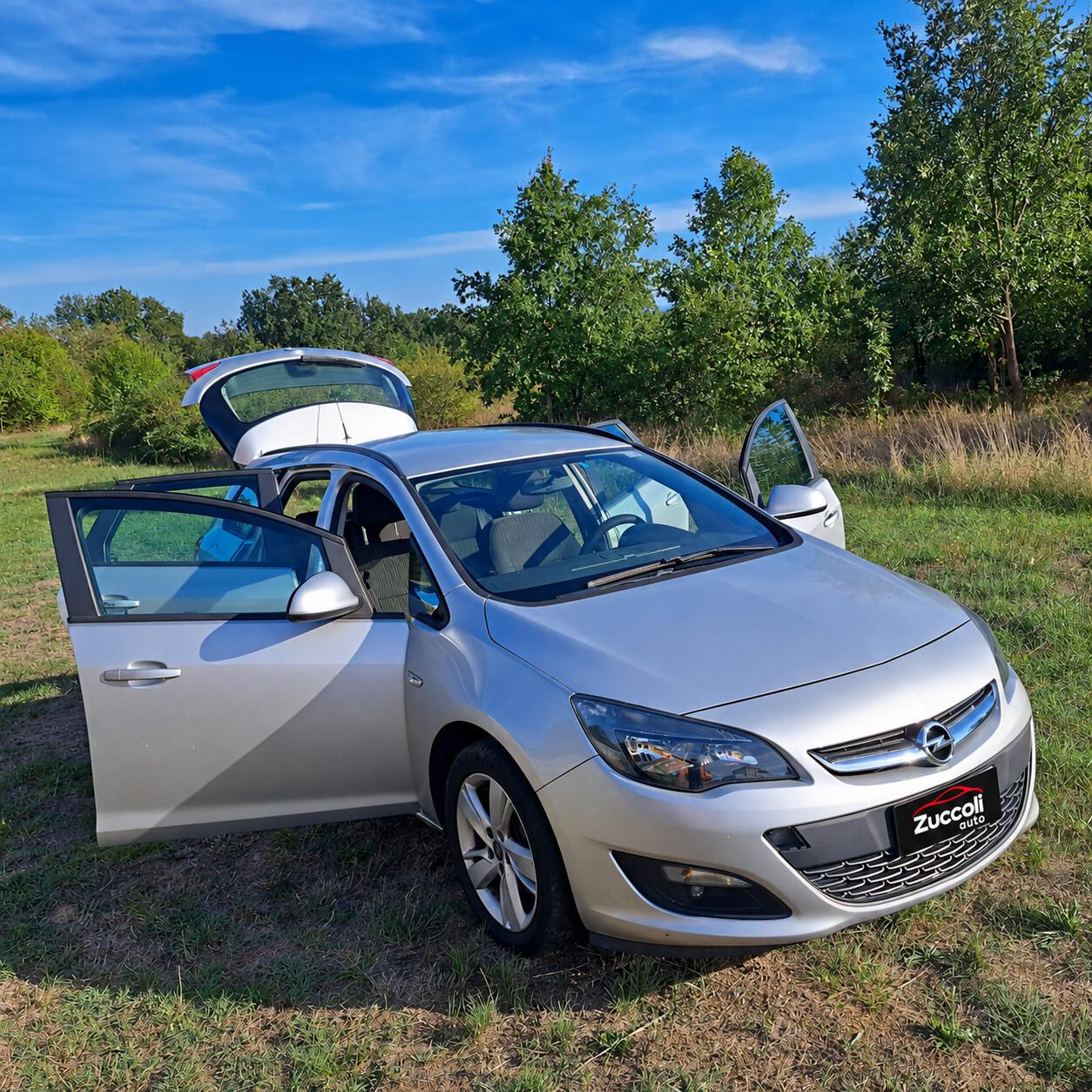 Opel Astra 1.7 CDTI 110CV Sports Tourer Cosmo