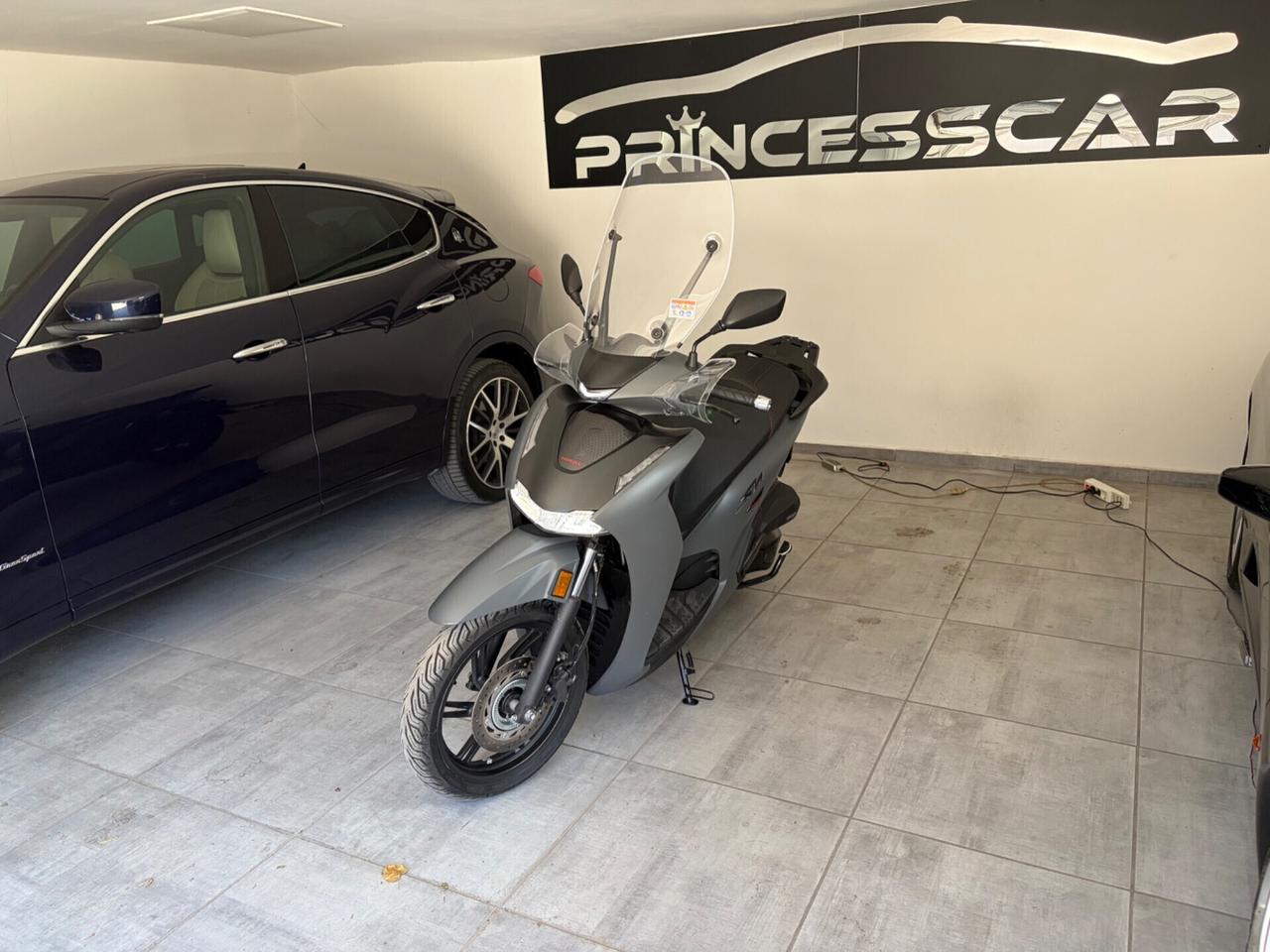Honda SH 350i SPORT