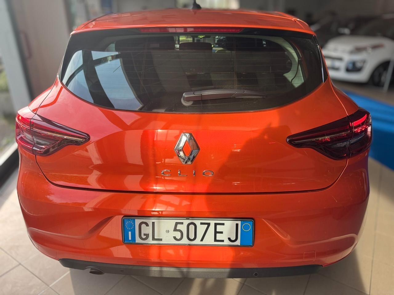 Renault Clio 5/V - 1.0 TCe 100 CV GPL - Equilibre - OK NEOPATENTATI/E!