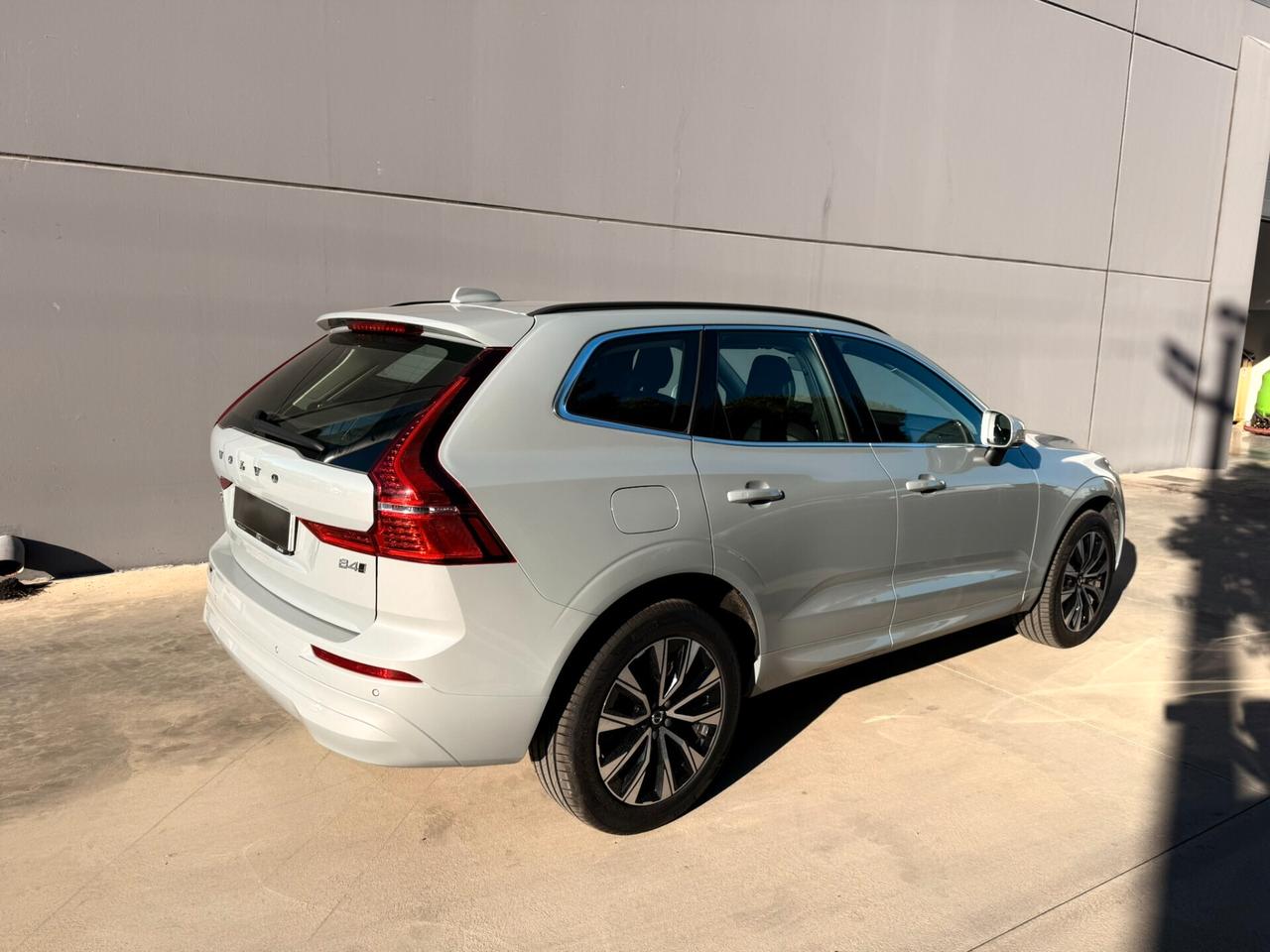 Volvo XC 60 XC60 B4 (d) automatico Core N1