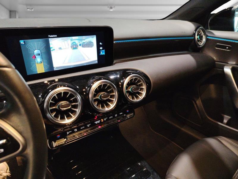 Mercedes Classe A 180 180 D Sport Night edition 8G-DCT