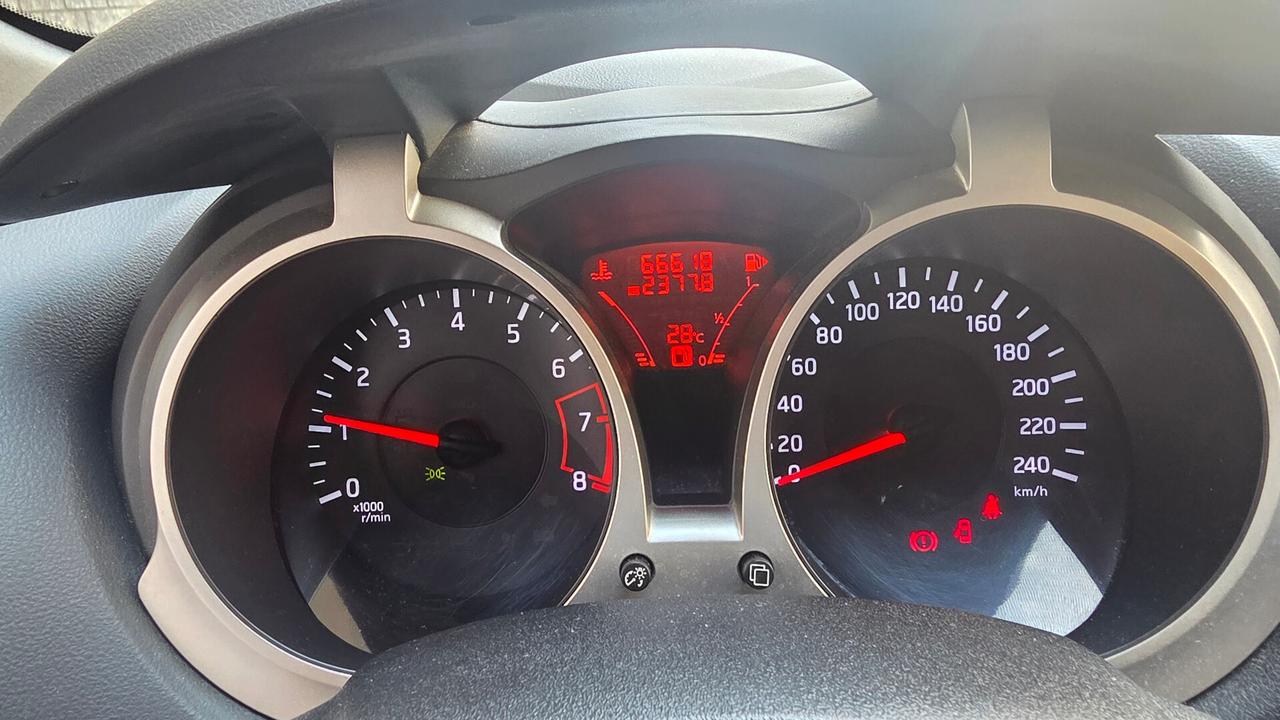 Nissan Juke 1.6 Tekna KM 66000 GARANZIA 12 MESI