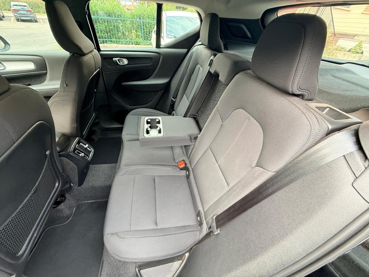 Volvo XC40 T3 Momentum 163CV My21