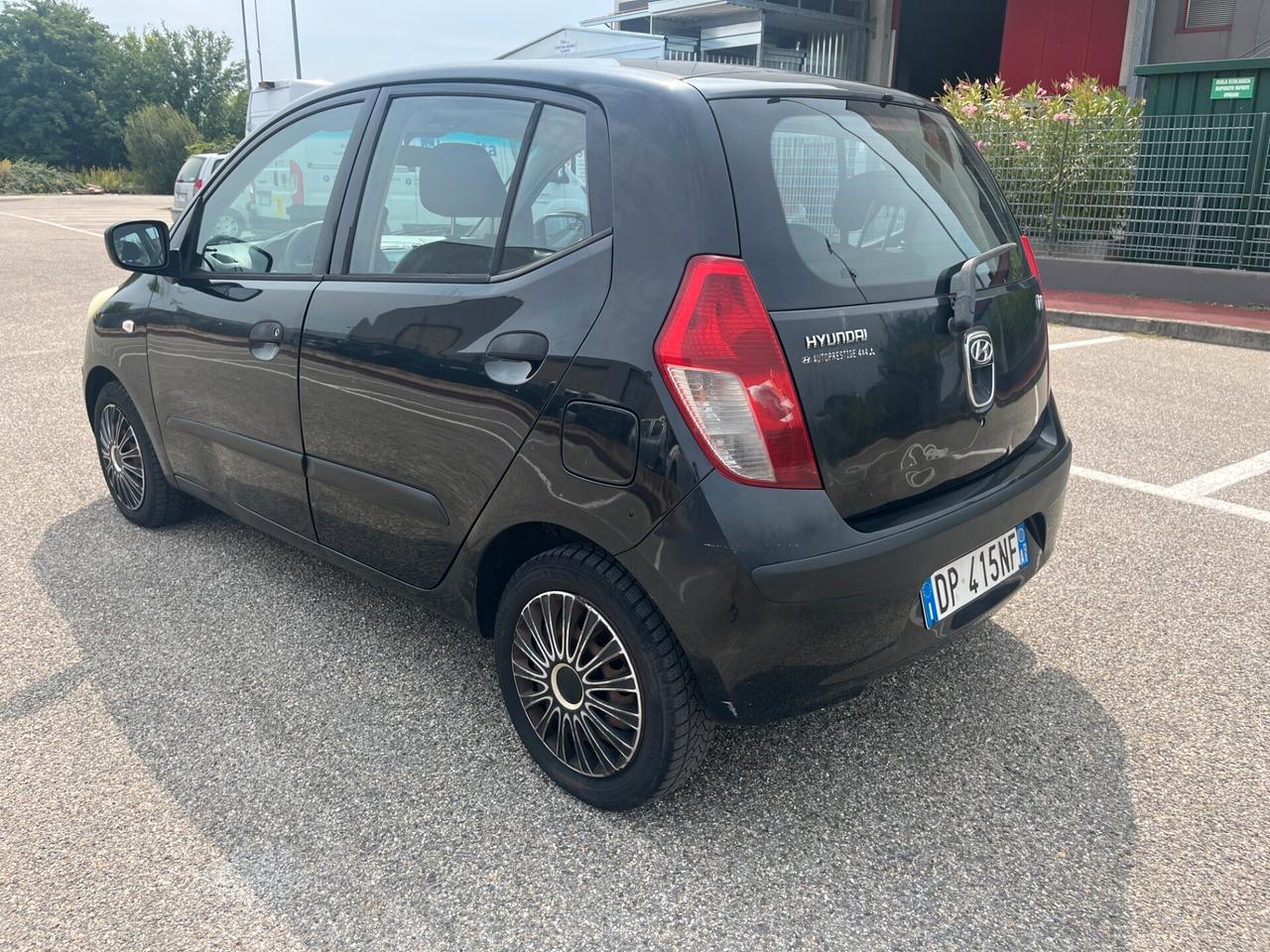 Hyundai i10 1.1 12V Active unico proprietario adatta ai neopatentati