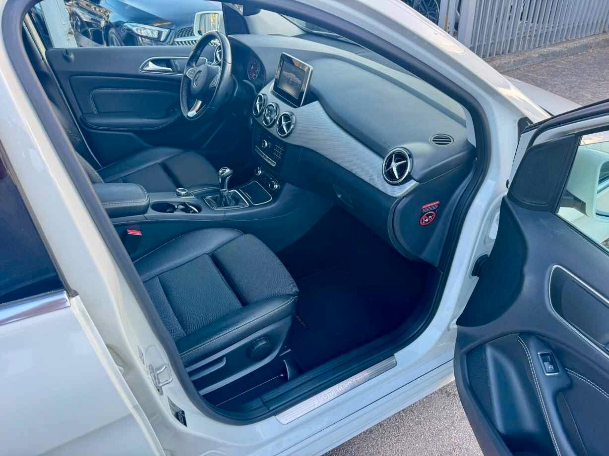 MERCEDES CLASSE B 180 D 1.5 PREMIUM