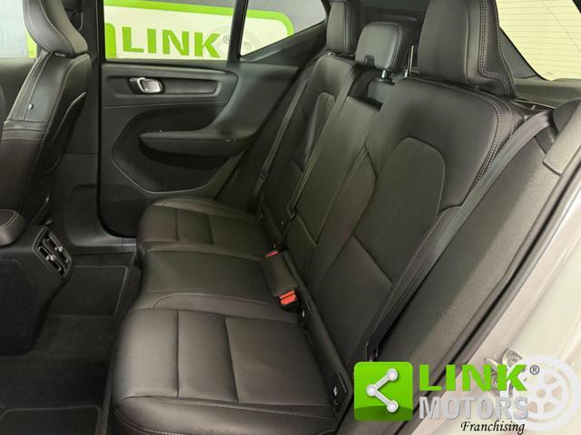 VOLVO XC40 D3 R-design MANUALE IVA PELLE GARANZIA 24 MESI