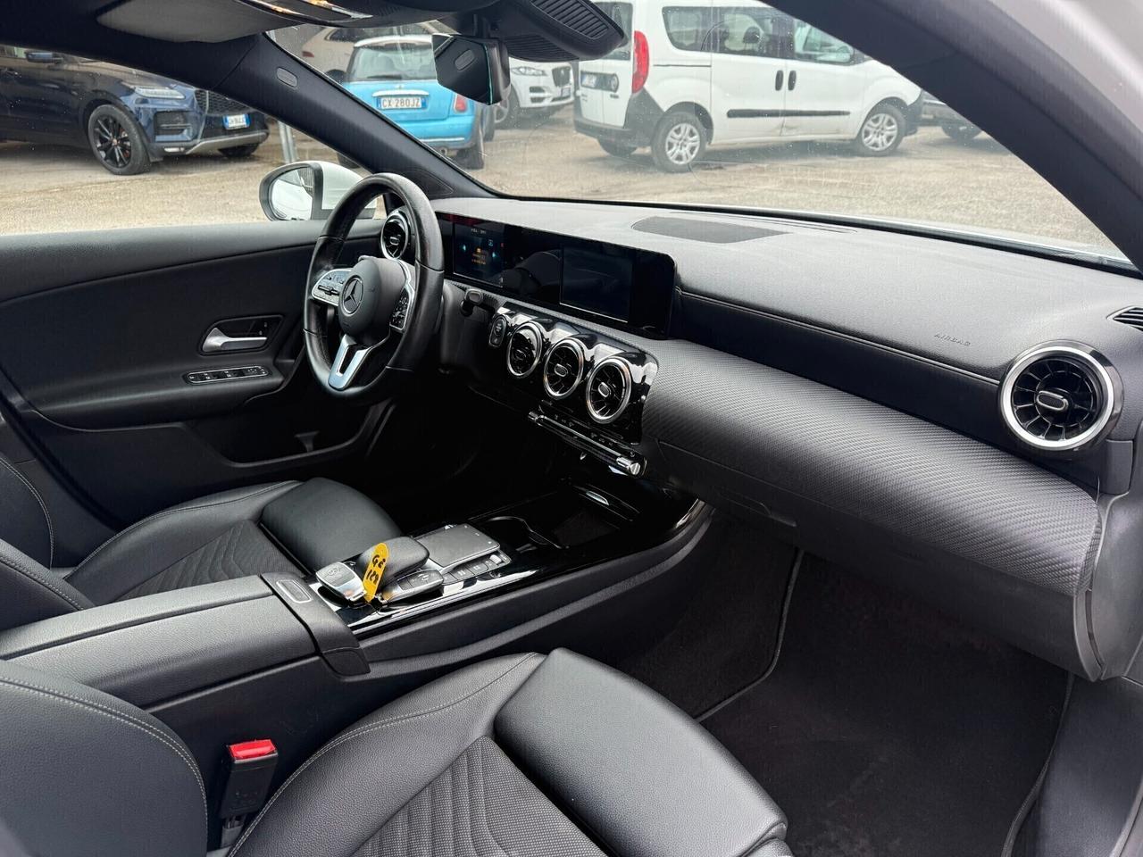 Mercedes-benz A 180 A 180 d Automatic Premium