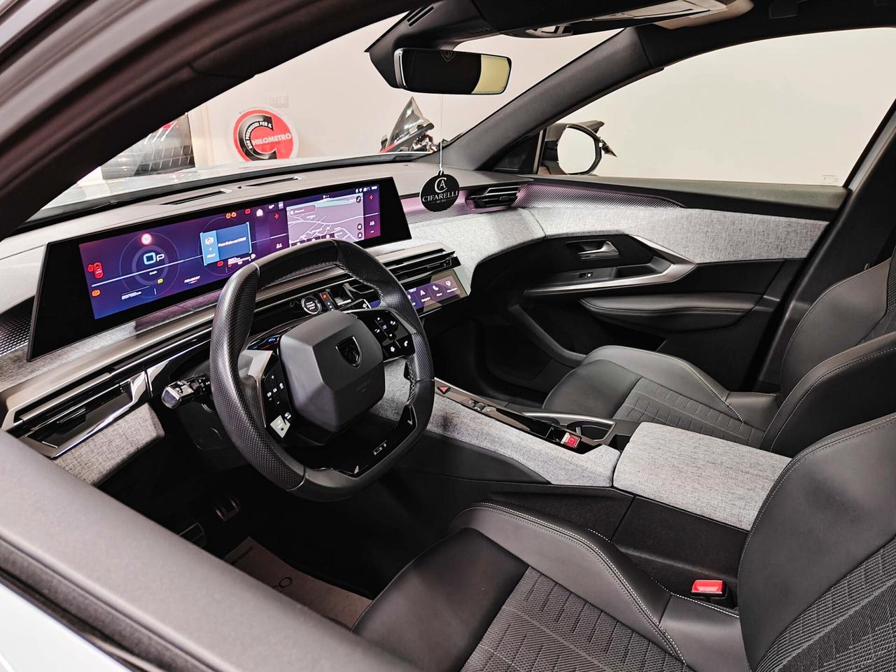 Peugeot 3008 Hybrid 136 e-DCS6 GT