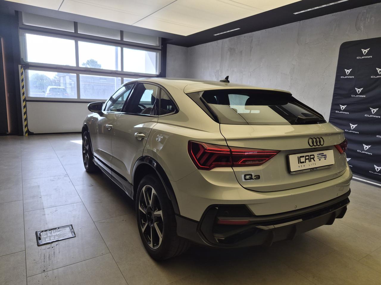 AUDI Q3 I 2019 Sportback - Q3 Sportback 35 2.0 tdi S line edition s-tronic