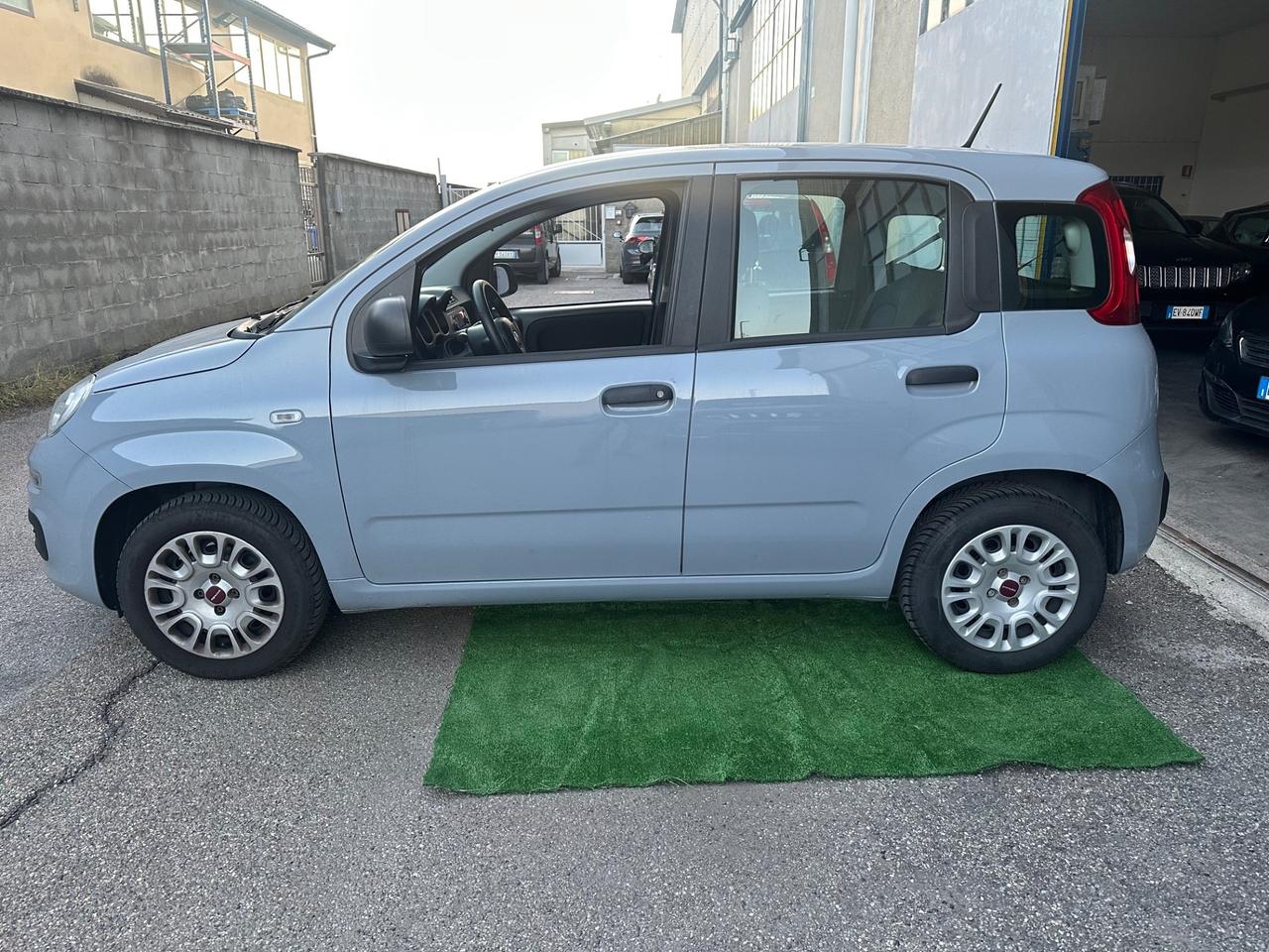 FIAT PANDA 1.2 BENZINA NEOPATENTATI