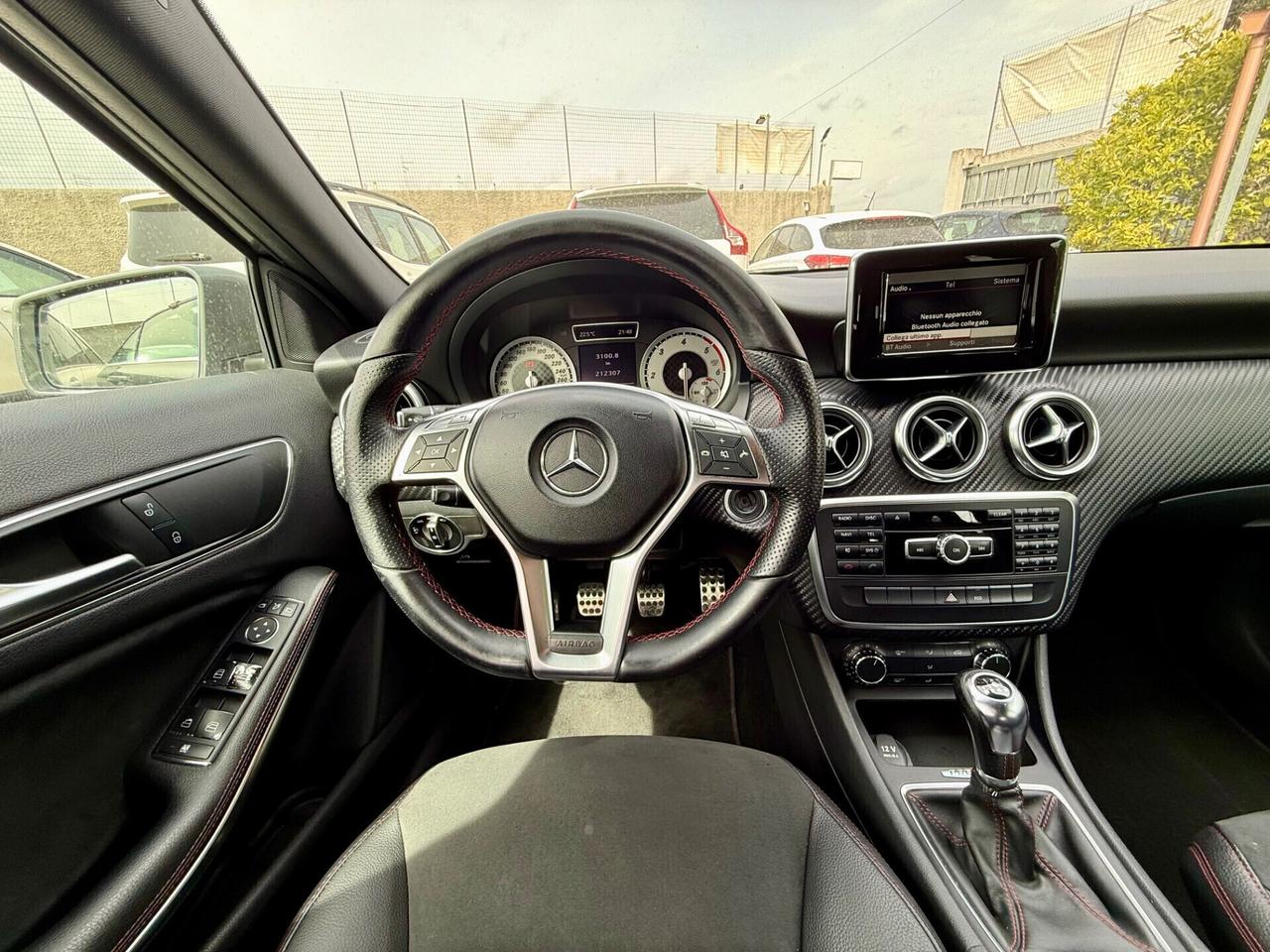 Mercedes-benz A 200 CDI Premium AMG,Xeno Led,interni in pelle e alcantara,ecc.