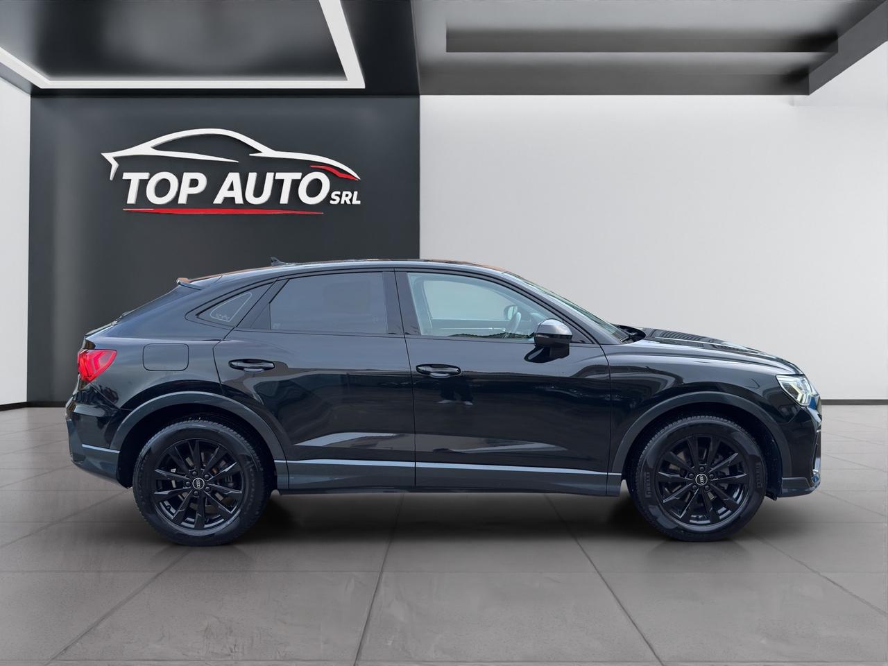 AUDI Q3 SPB 35 TDI S TRONIC IDENTITY BLACK - MY21