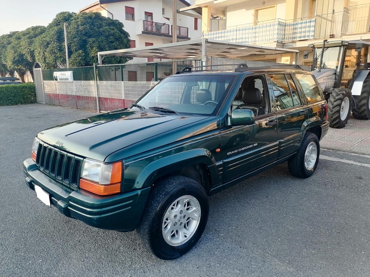 Jeep Grand Cherokee ZJ 5.2 v8 GPL