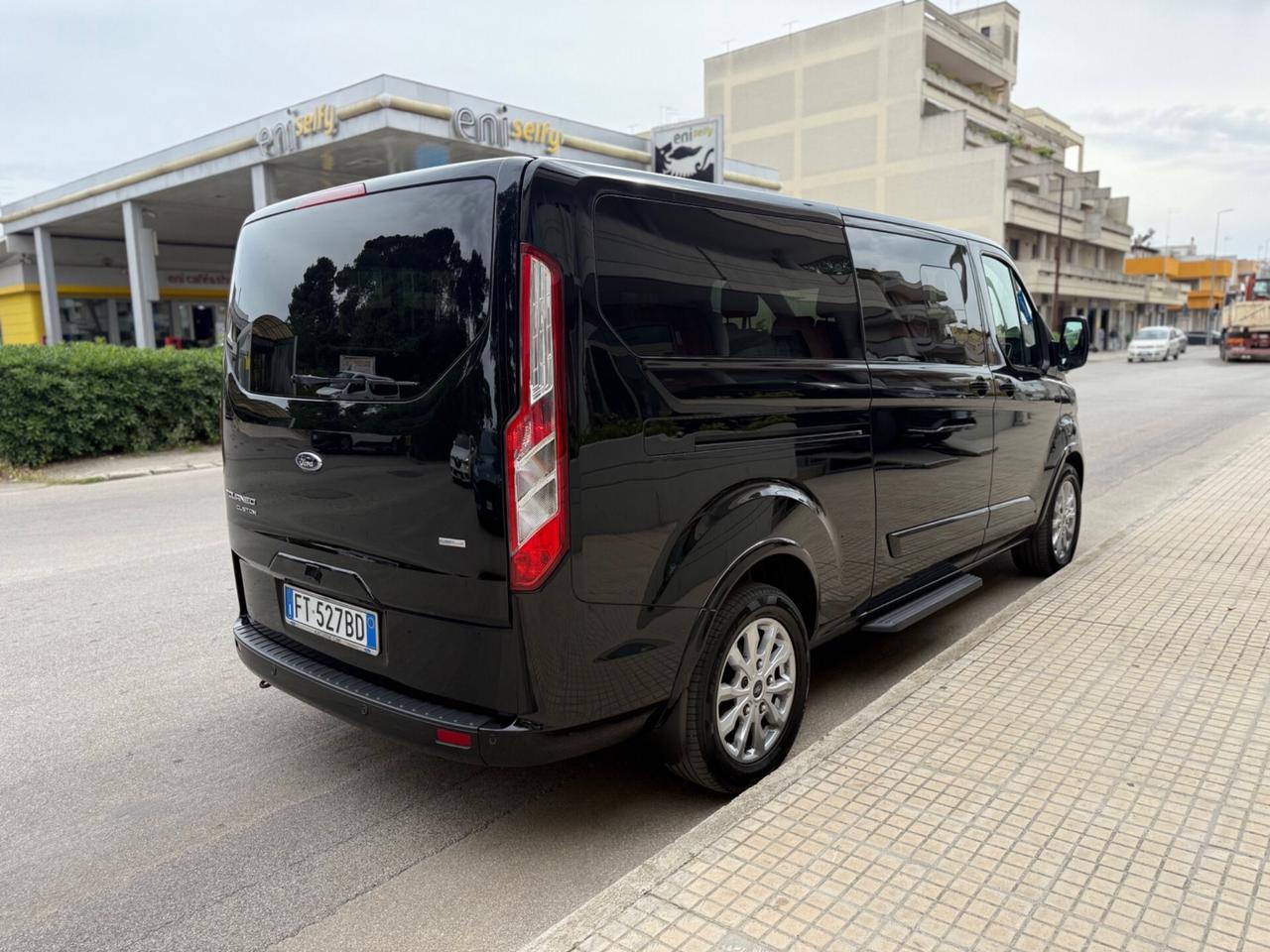 Ford Tourneo Custom 310 2.0 TDCi 170CV PL Titanium