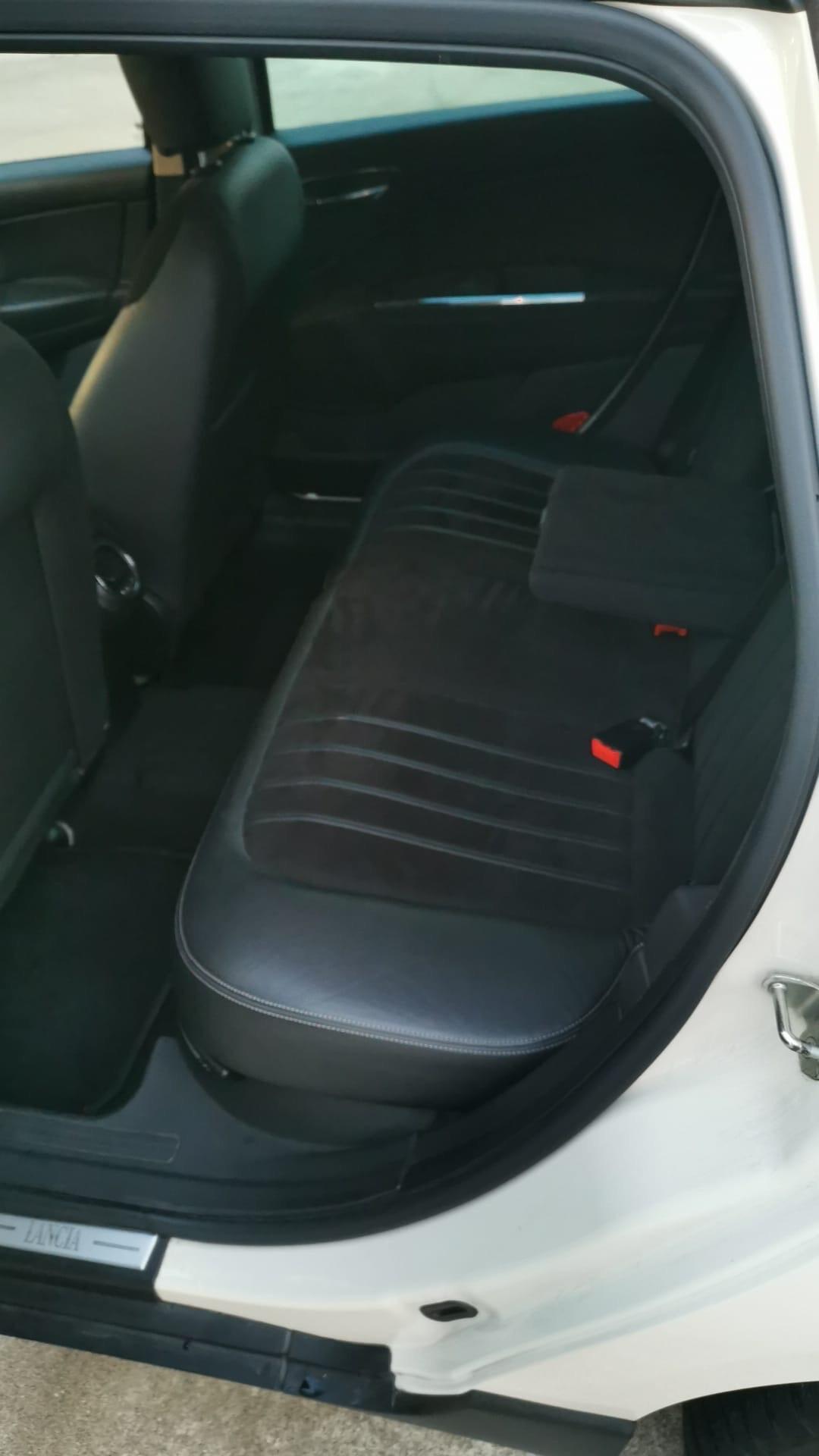 Lancia Delta 1.6 MJT DPF Selectronic Oro