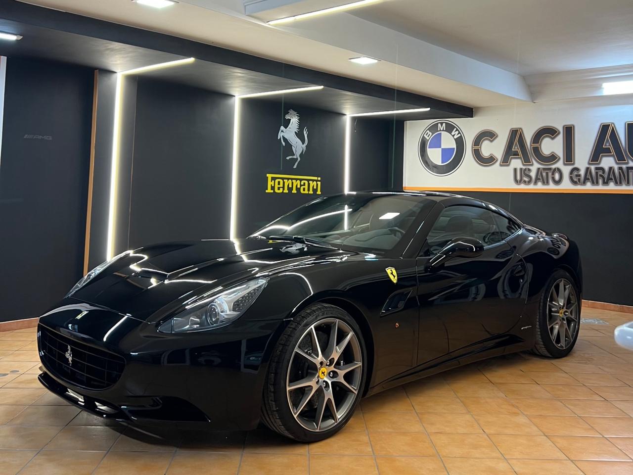 Ferrari California DCT Book service