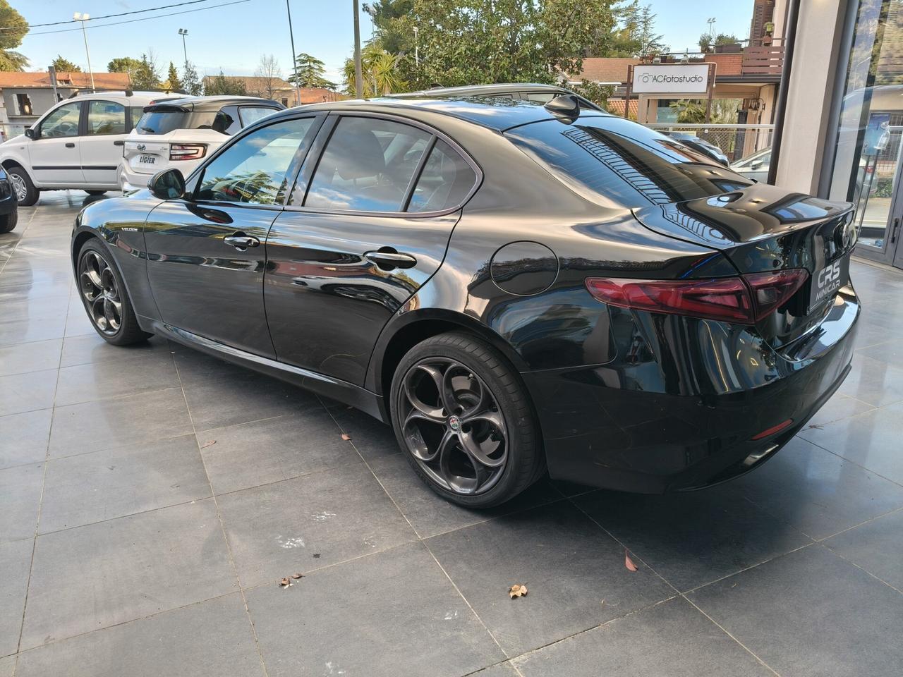 Alfa Romeo Giulia 2.0 Turbo 280 CV AT8 AWD Q4 Veloce