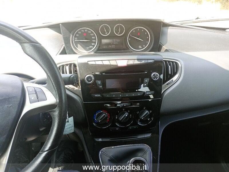 Lancia Ypsilon III 2011 Benzina 1.2 8v Silver c/clima 69cv