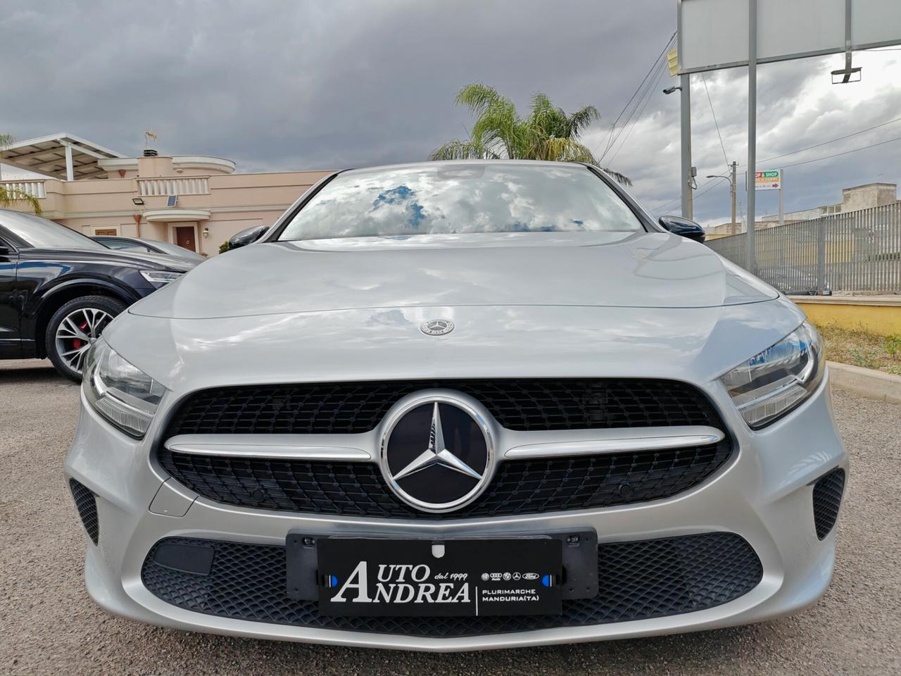 Mercedes-benz A 180d 2.0 Navig cam 2021