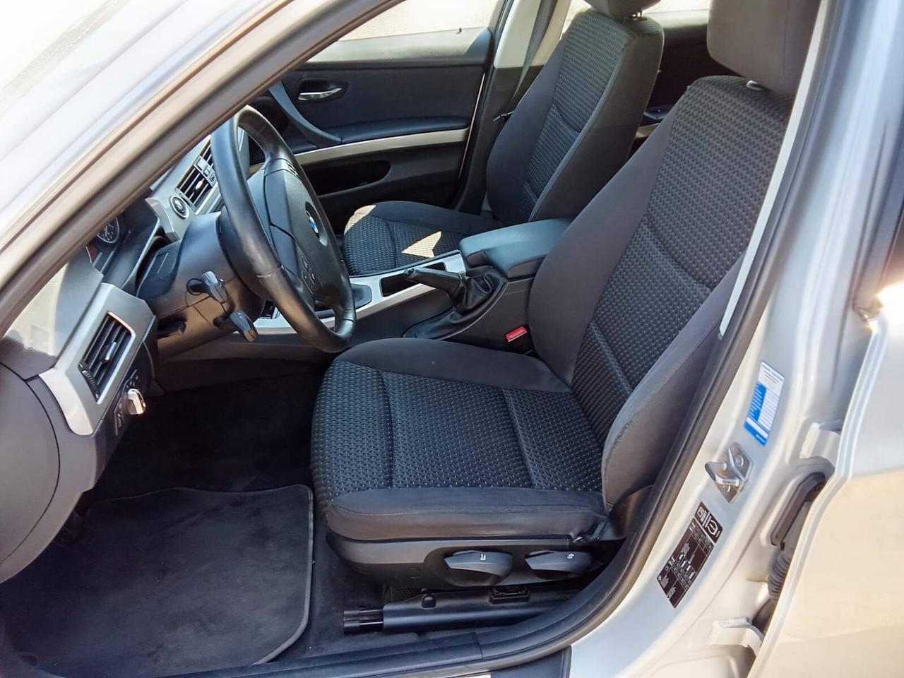Bmw 318 318d 2.0 143CV cat Touring Attiva