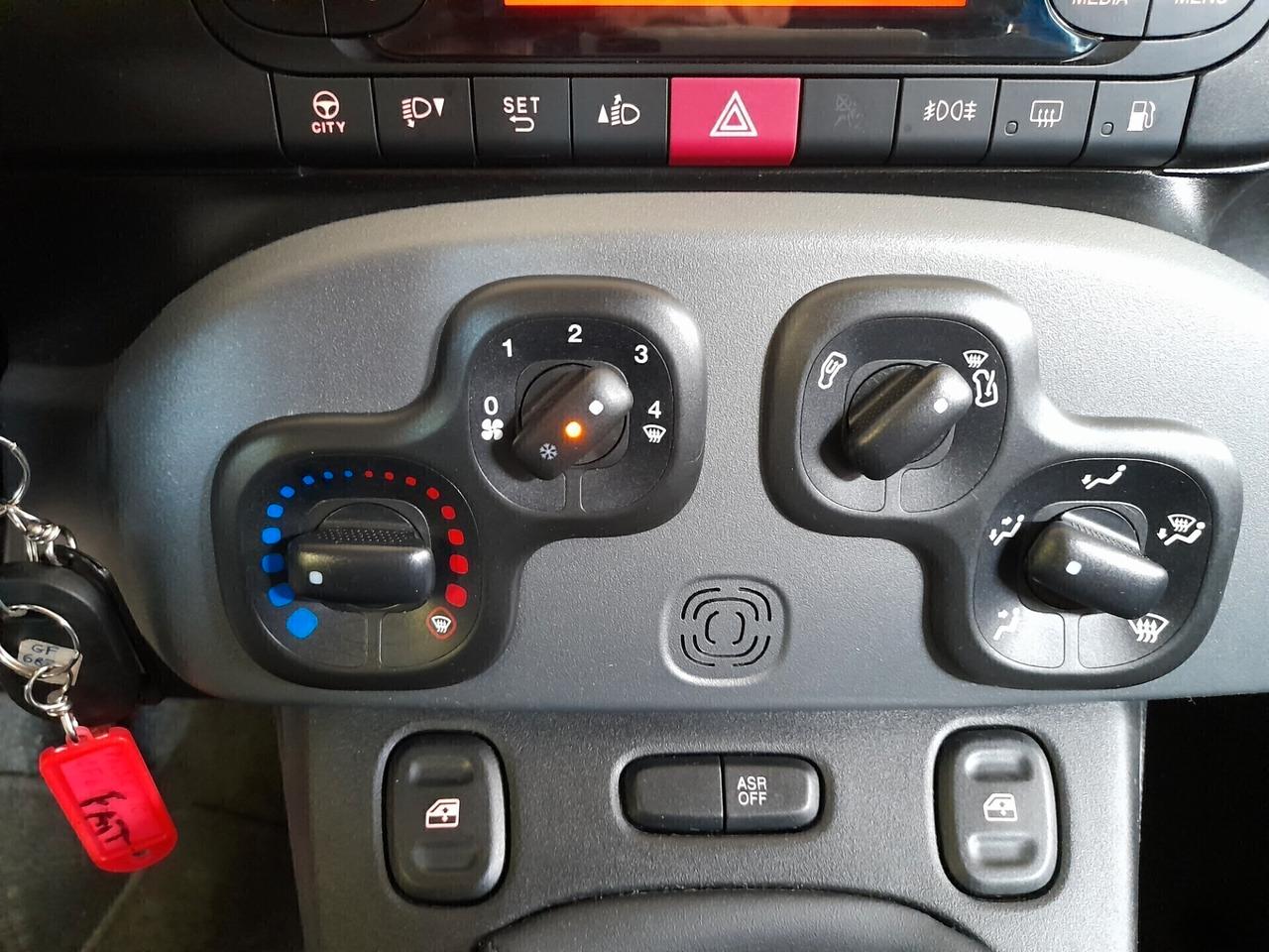 Fiat Panda 0.9 TwinAir Turbo Natural Power City Cross