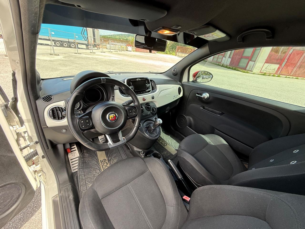 Abarth 595 1.4 Turbo T-Jet 145 CV