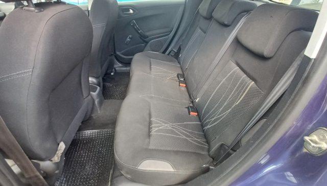 PEUGEOT 208 1.4 8V HDi 68CV 5p. Allure