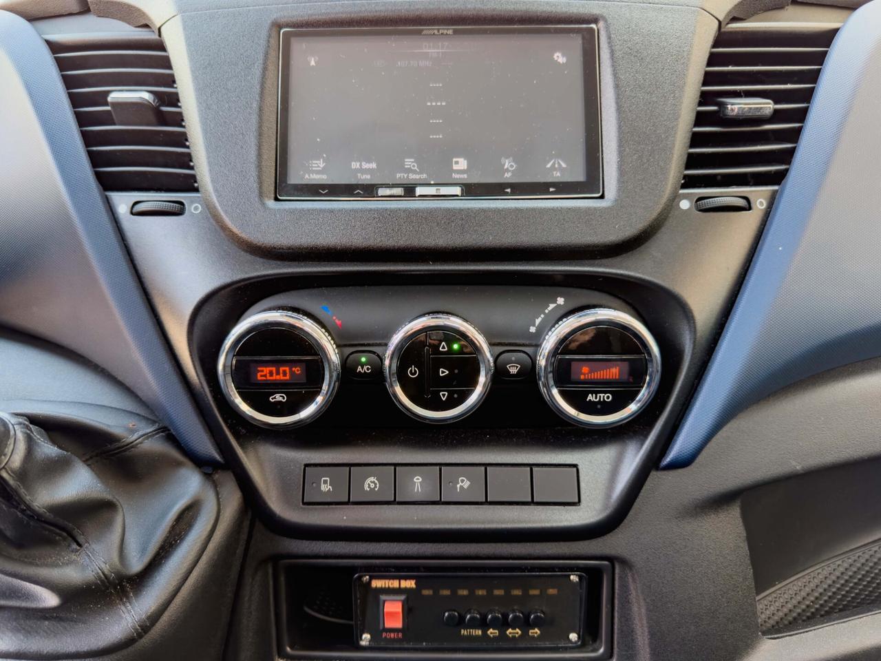 Iveco Daily 35C18 CARRO ATTREZZI PATENTE B