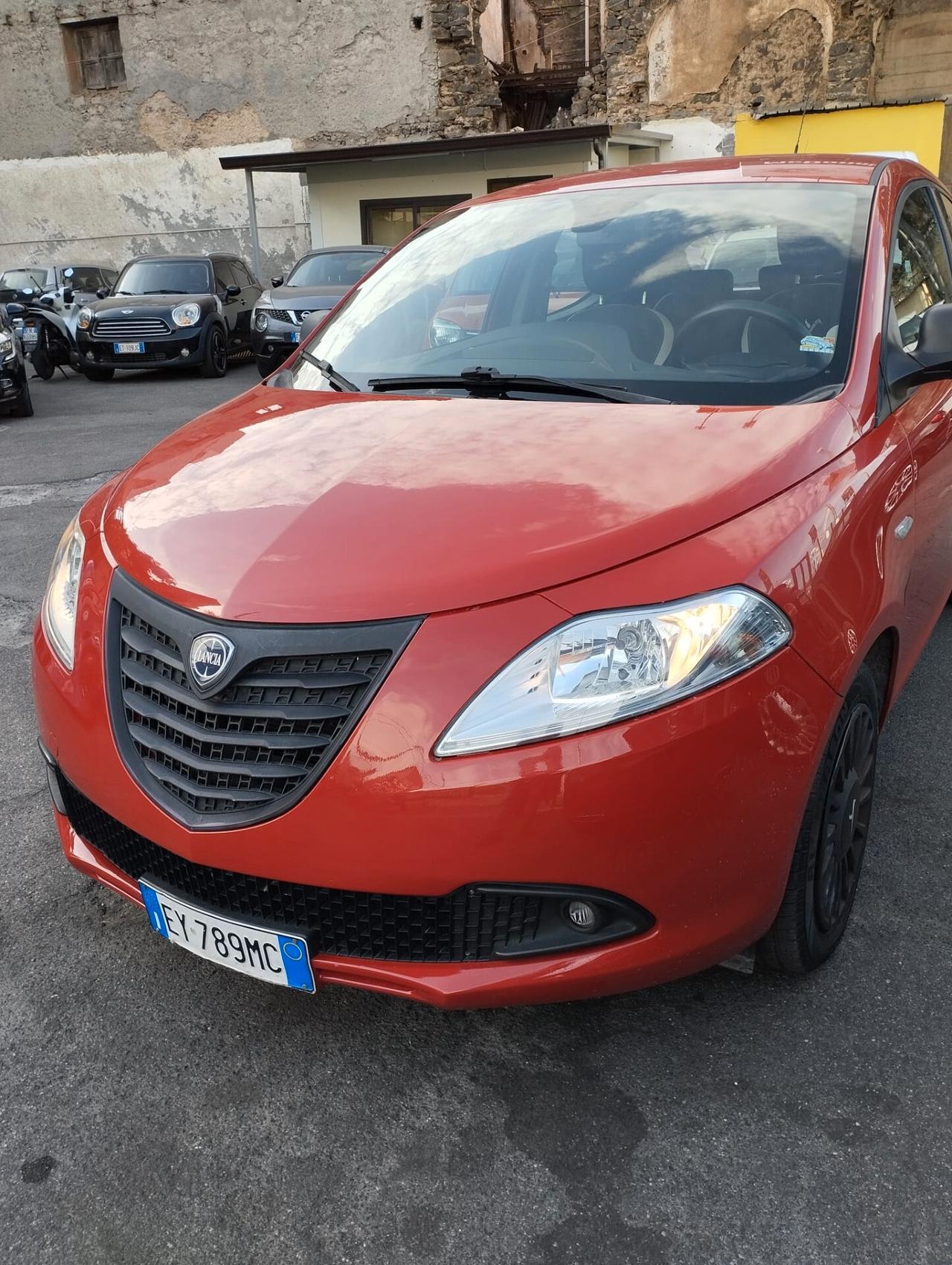 Lancia Ypsilon 1.2 69 CV 5 porte GPL Ecochic Gold