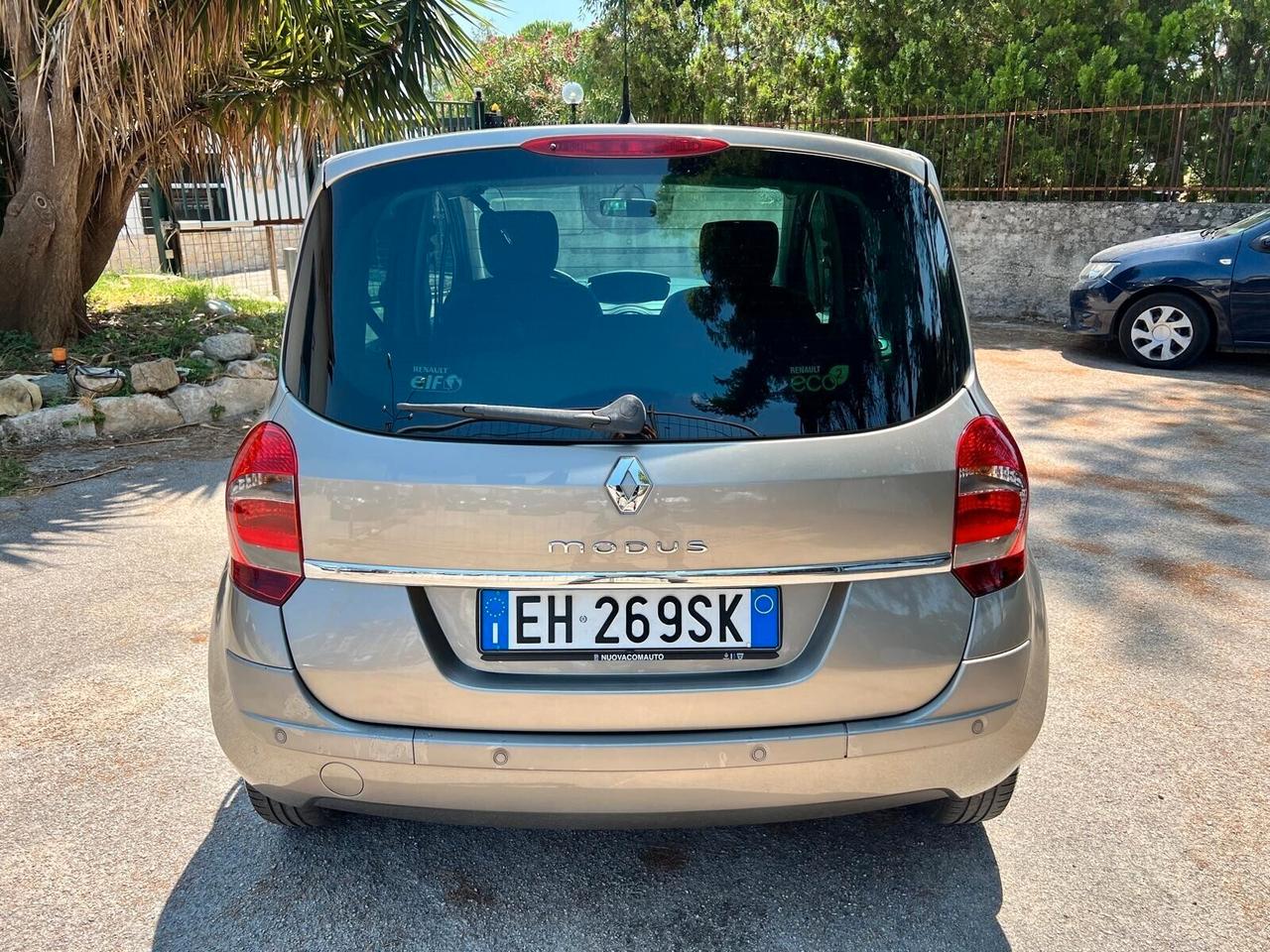 RENAULT MODUS 1.2 16V NighteDay - 2011