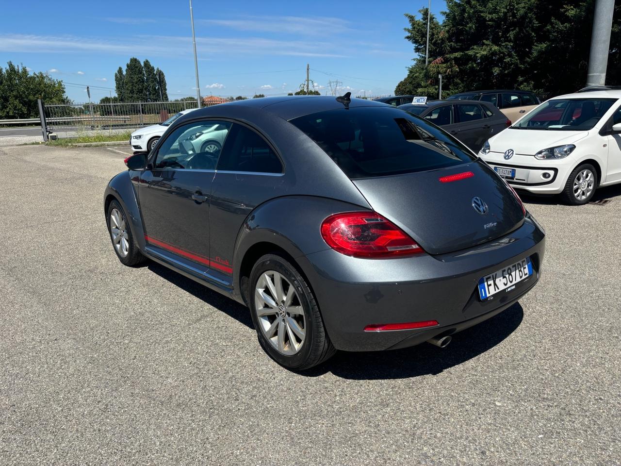 Volkswagen Maggiolino 2.0 TDI Design BlueMotion Technology - 2016