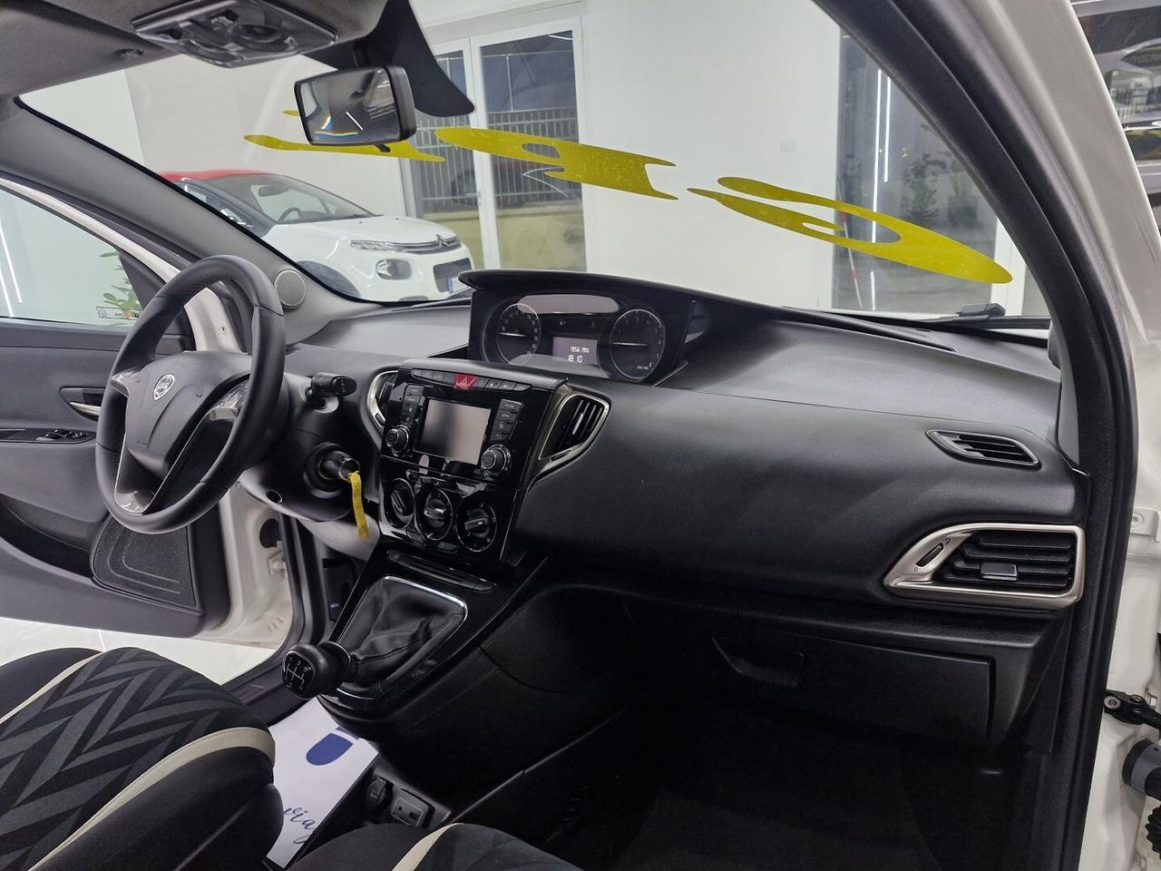 LANCIA YPSILON 1.2 69CV Ecochic GOLD ANNO 2016