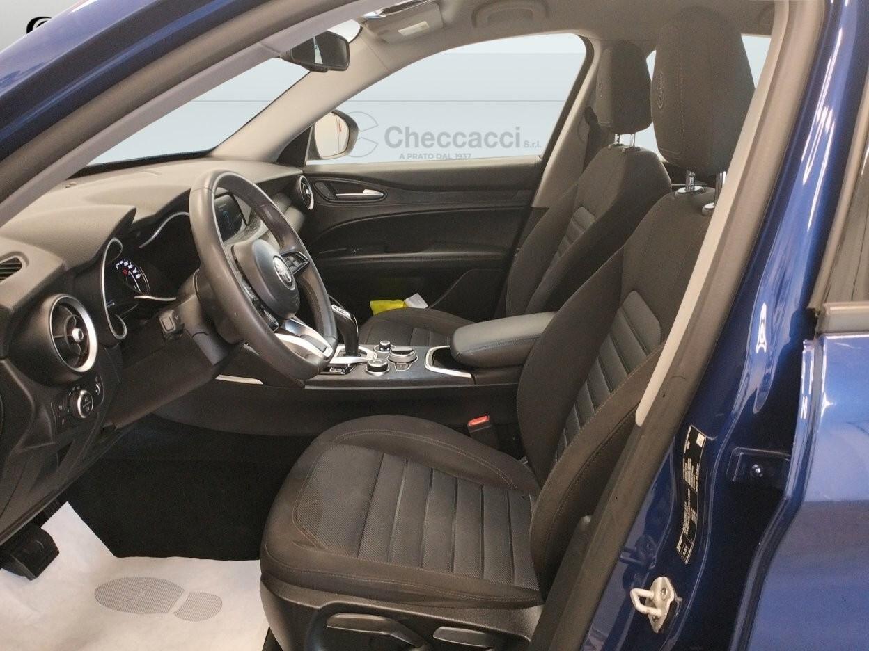Alfa Romeo Stelvio 2.2 Turbodiesel 160 CV AT8 RWD Business