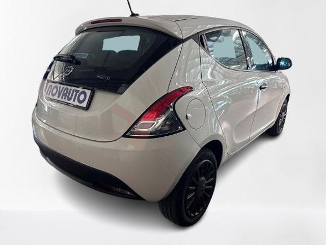 LANCIA Ypsilon 1.0 FireFly 5 porte S&S Hybrid Ecochic Silver