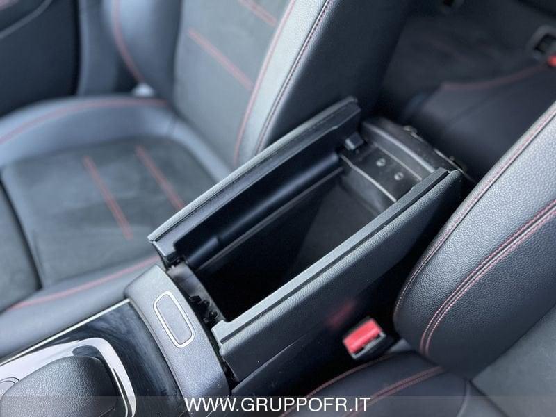 Mercedes-Benz Classe A A 180 d Automatic AMG Line Premium