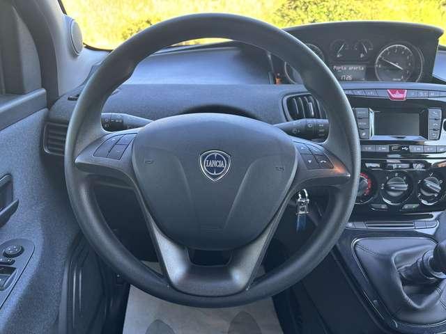 Lancia Ypsilon 1.0 FireFly 70cv Hybrid Silver Plus PROMO