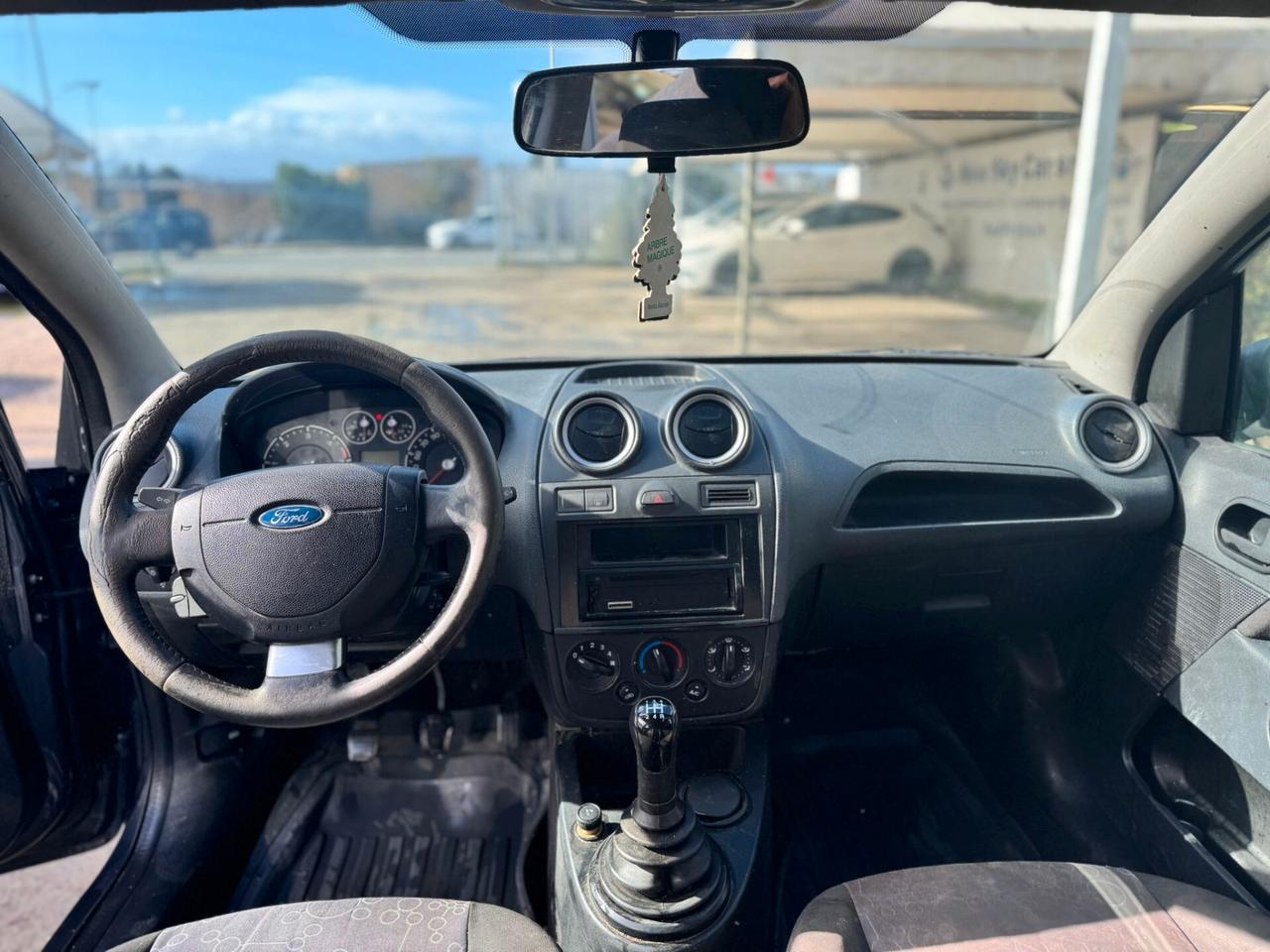 Ford Fiesta 1.4 TDCi 5p. Titanium