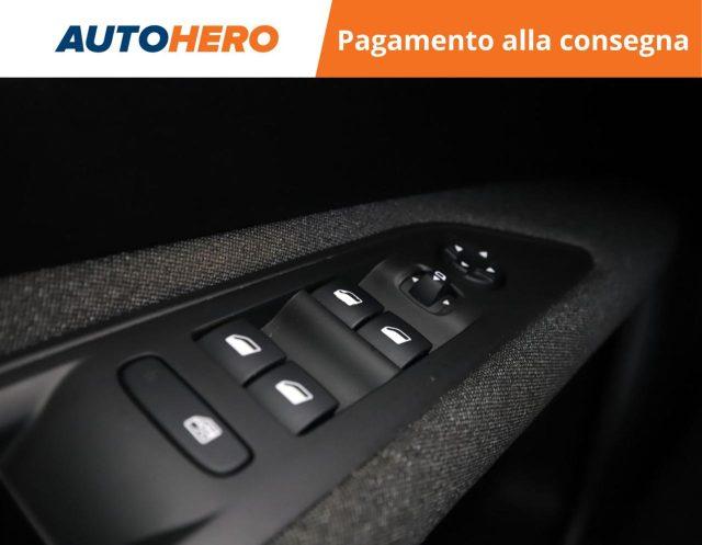 PEUGEOT 3008 BlueHDi 130 S&S EAT8 Active Business