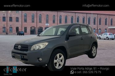 Toyota RAV 4 RAV4 2.2 D-4D 136 CV SOL